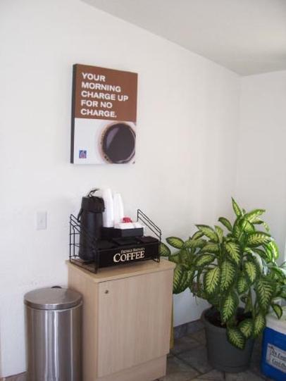 Americas Best Value Inn & Suites Jackson Udogodnienia zdjęcie