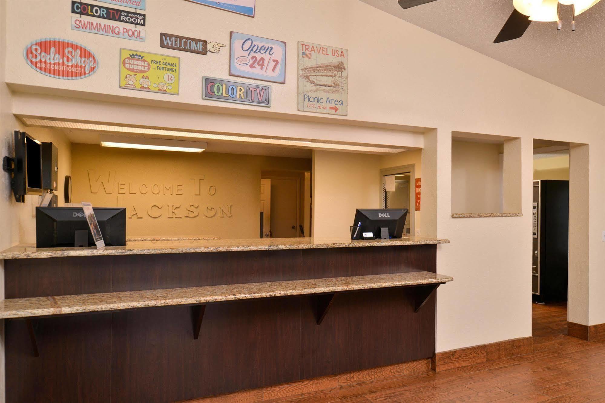 Americas Best Value Inn & Suites Jackson Zewnętrze zdjęcie